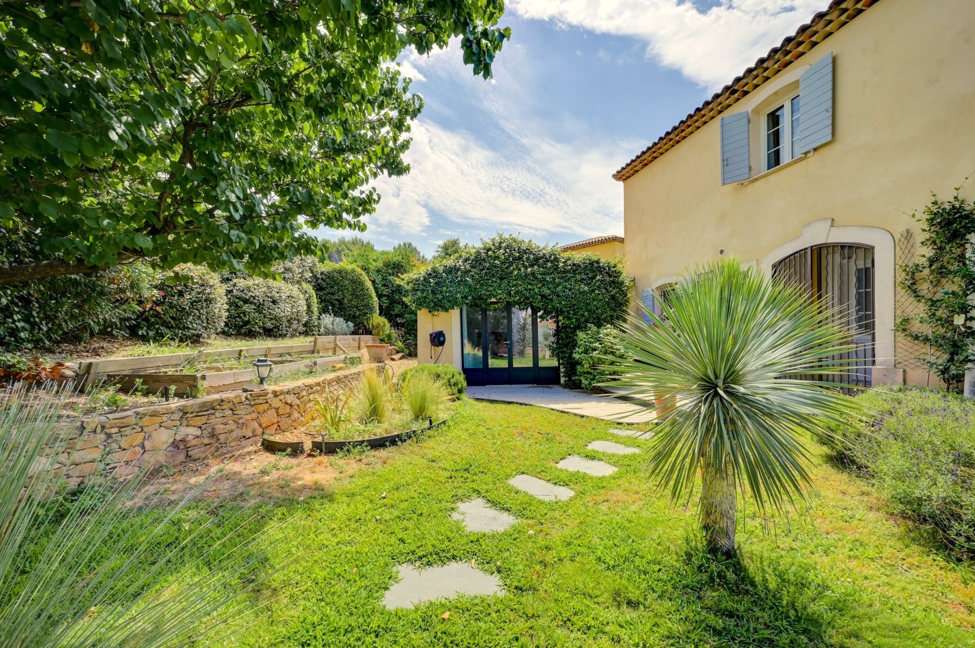 maison 8 Pièces en vente sur BOUC BEL AIR (13320)