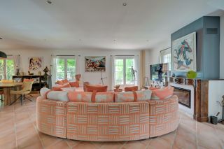 maison 8 Pièces en vente sur BOUC BEL AIR (13320)