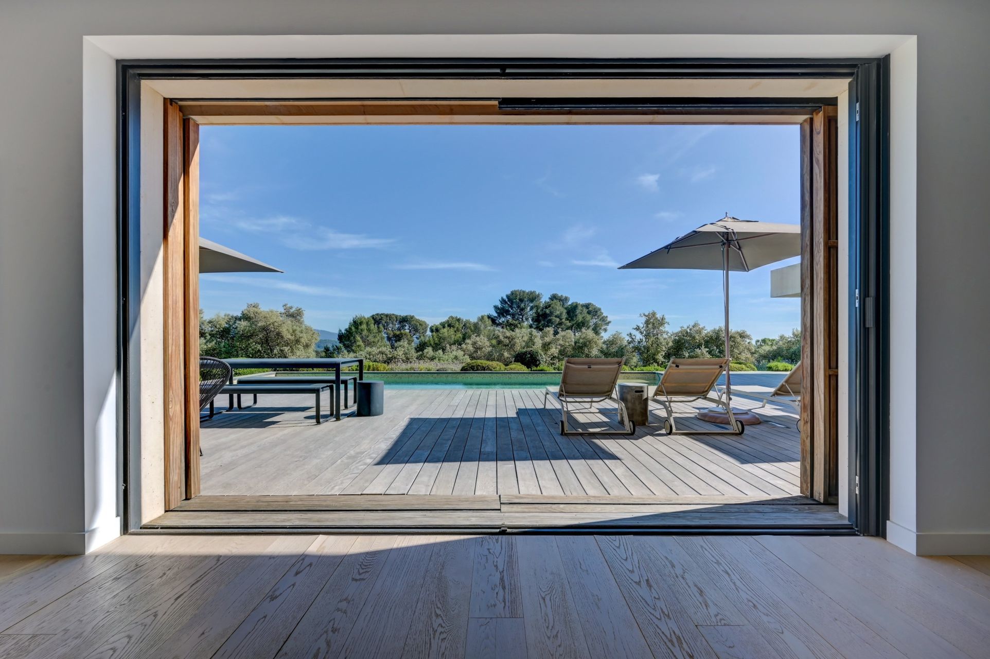 house 10 Rooms for sale on AIX EN PROVENCE (13100)