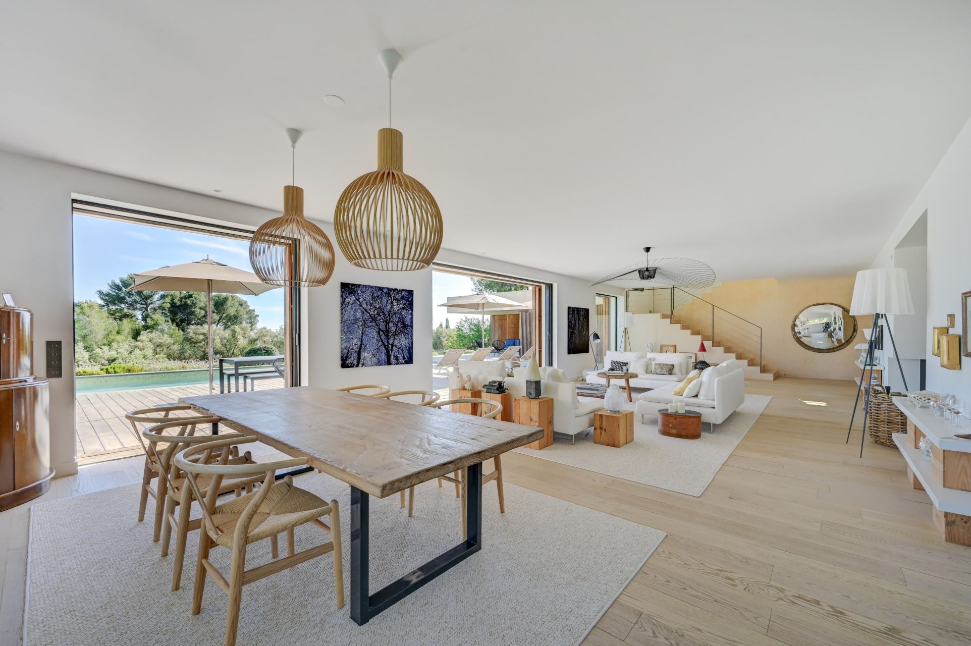 house 10 Rooms for sale on AIX EN PROVENCE (13100)