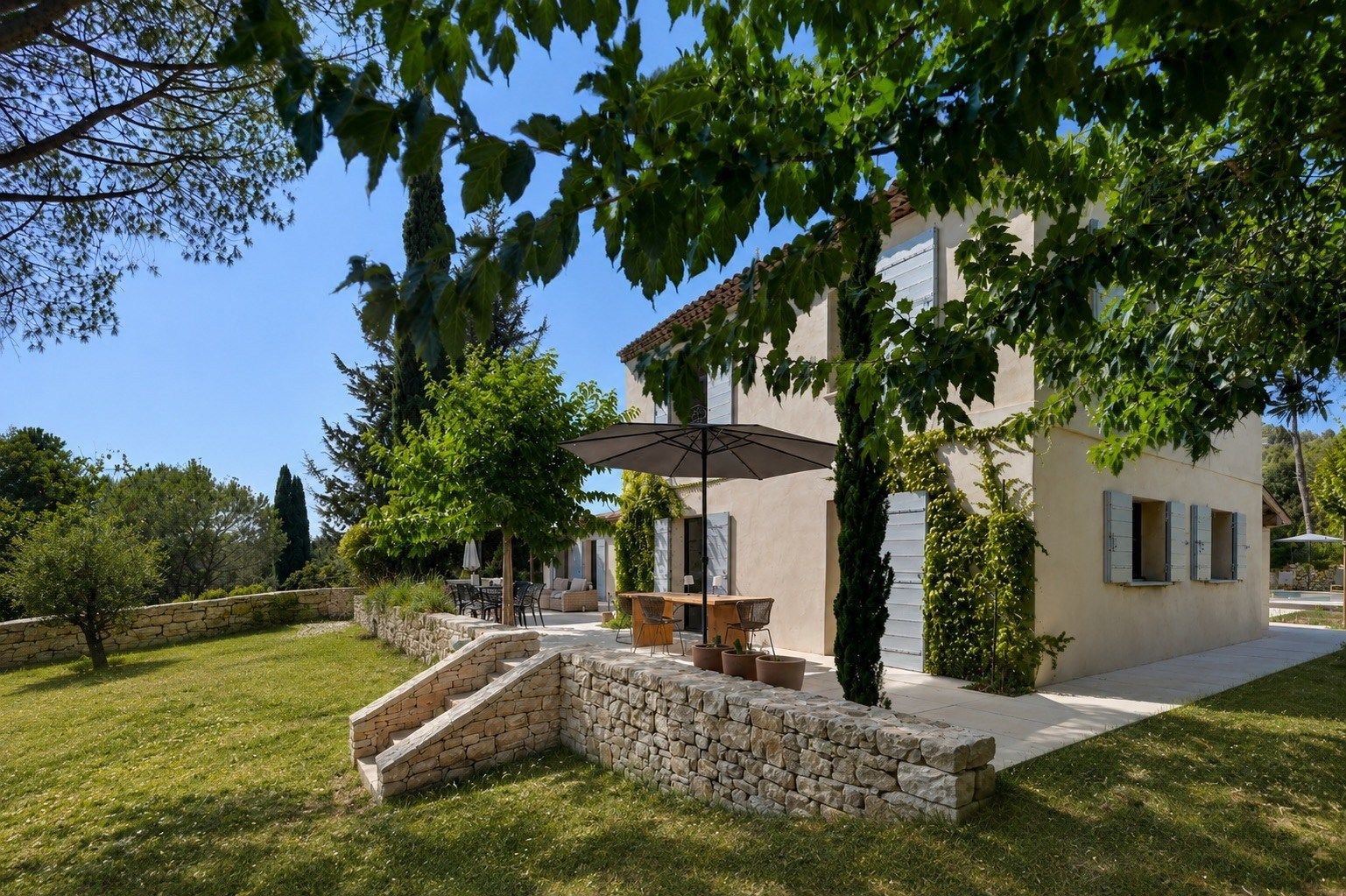 maison 7 Pièces en vente sur AIX EN PROVENCE (13100)