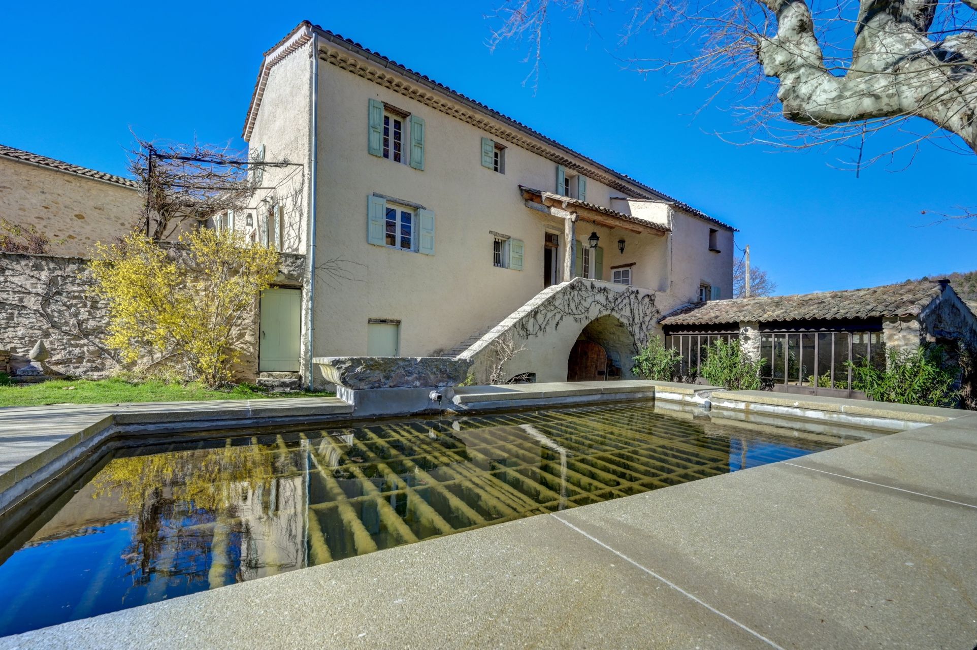 maison 15 Pièces en vente sur FORCALQUIER (04300)