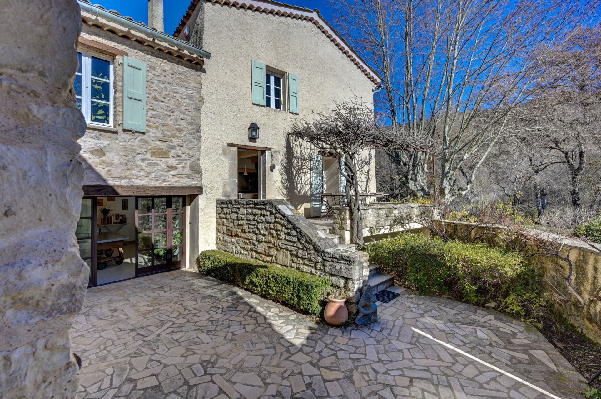 maison 15 Pièces en vente sur FORCALQUIER (04300)