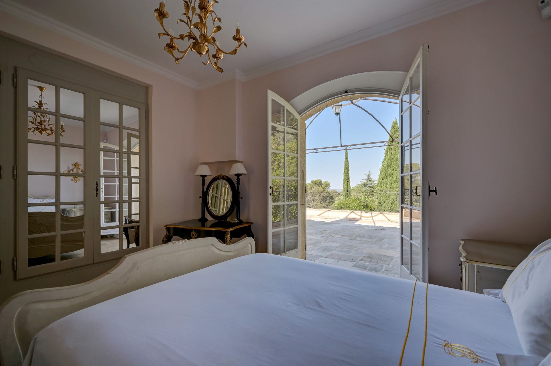 maison 13 Pièces en vente sur AIX EN PROVENCE (13100)