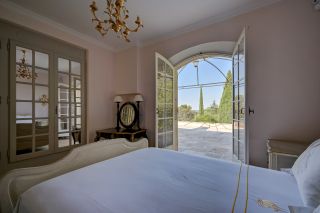 maison 13 Pièces en vente sur AIX EN PROVENCE (13100)