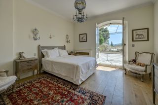 maison 13 Pièces en vente sur AIX EN PROVENCE (13100)