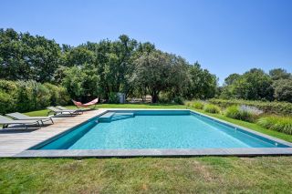 house 6 Rooms for sale on EGUILLES (13510)