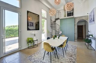 house 6 Rooms for sale on EGUILLES (13510)