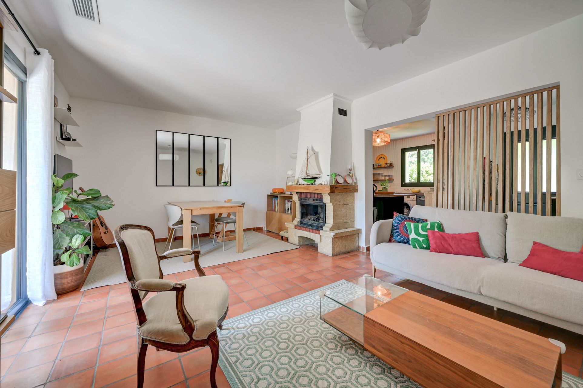 maison 4 Pièces en vente sur EGUILLES (13510)