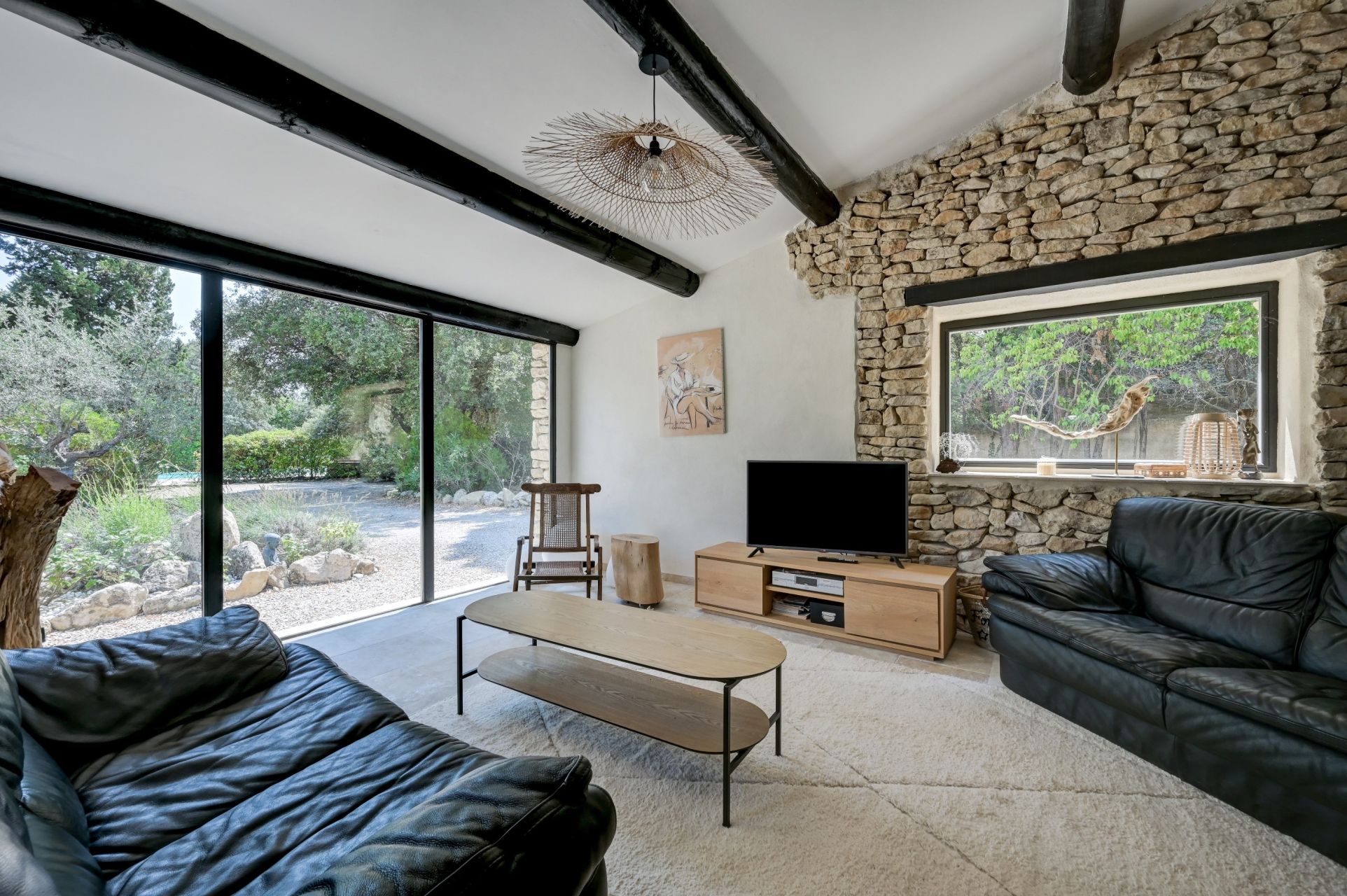 house 8 Rooms for sale on LAURIS (84360)