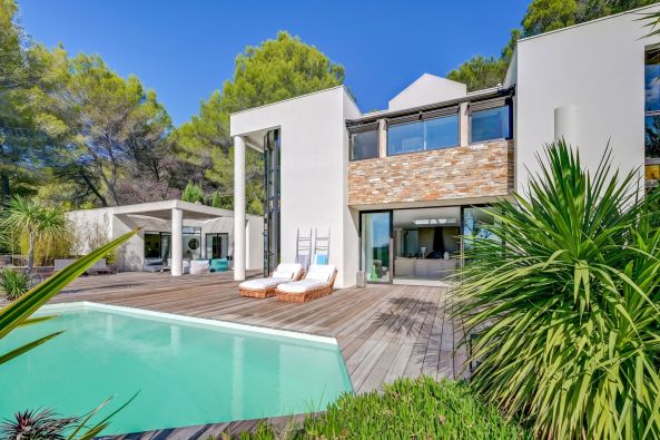 Sale House Aix-en-Provence 6&nbsp;Rooms 300&nbsp;m²