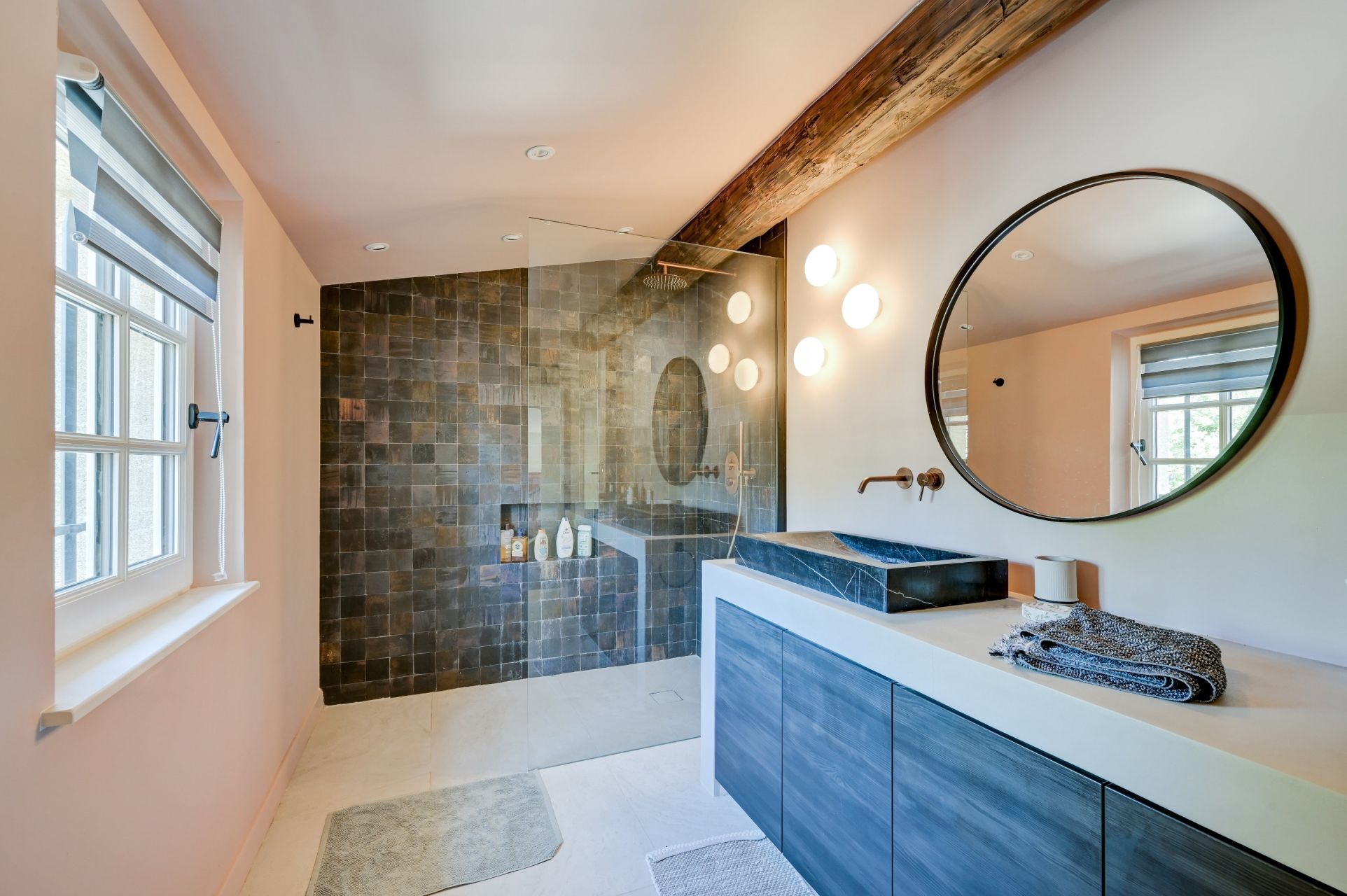 house 7 Rooms for rent on AIX EN PROVENCE (13100)