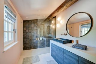 house 7 Rooms for rent on AIX EN PROVENCE (13100)