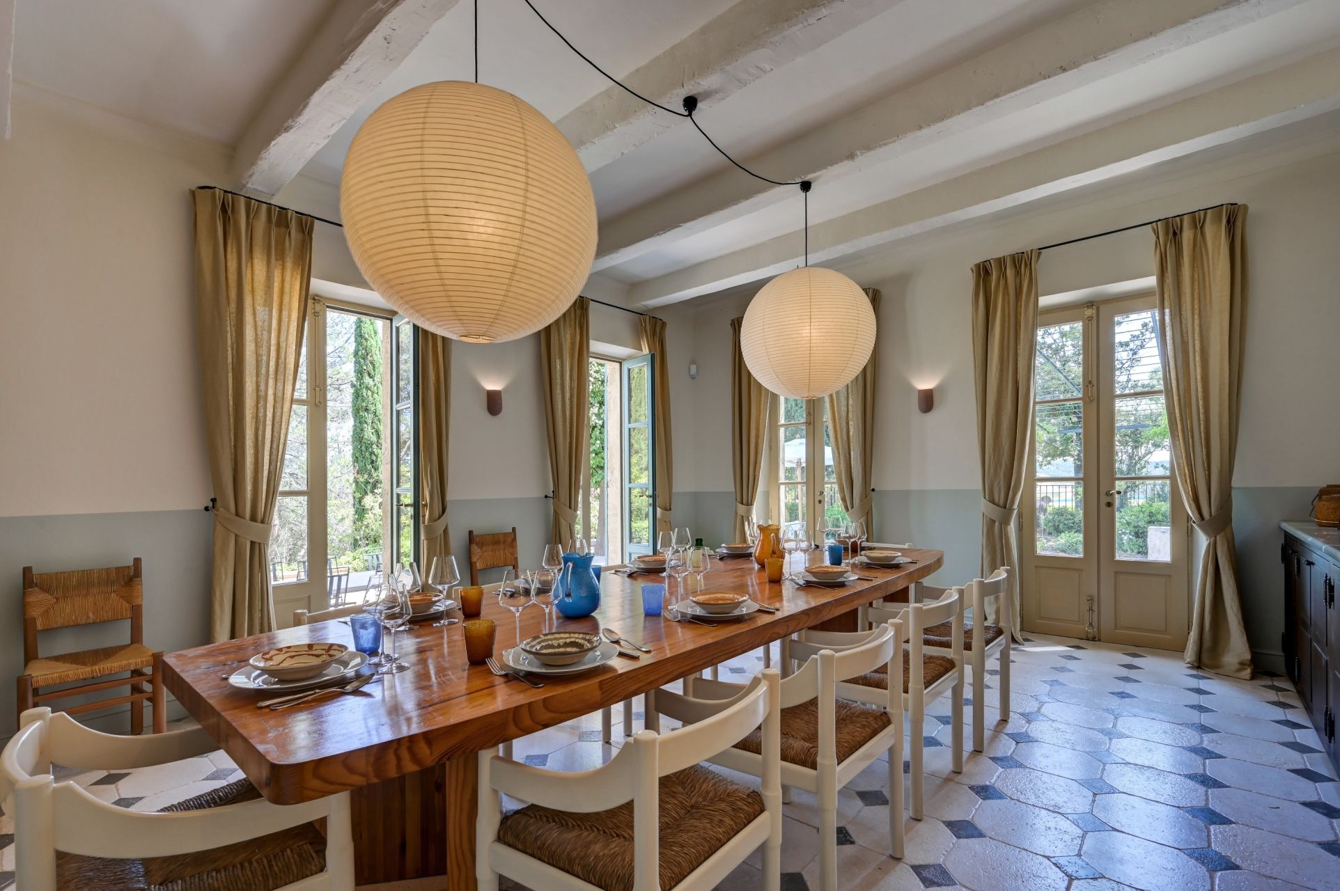maison 13 Pièces en location saisonnière sur LE THOLONET (13100)