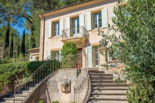 maison 13 Pièces en location saisonnière sur LE THOLONET (13100)
