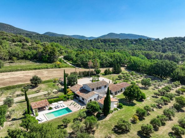 Vente Maison Lauris 8&nbsp;Pièces 310&nbsp;m²