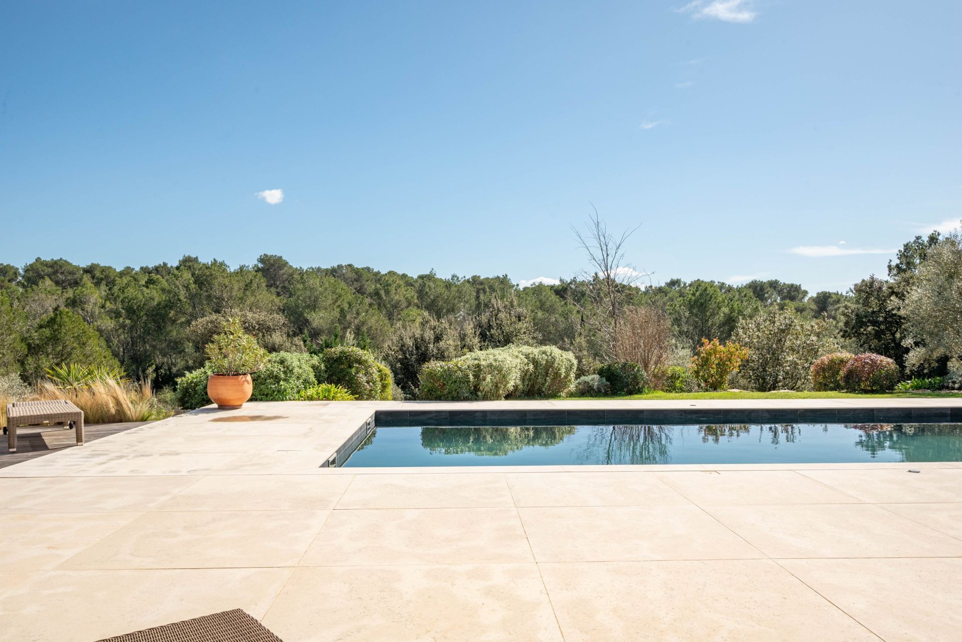 house 5 Rooms for sale on AIX EN PROVENCE (13100)