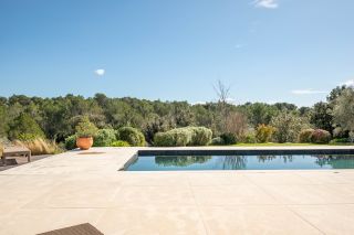 house 5 Rooms for sale on AIX EN PROVENCE (13100)