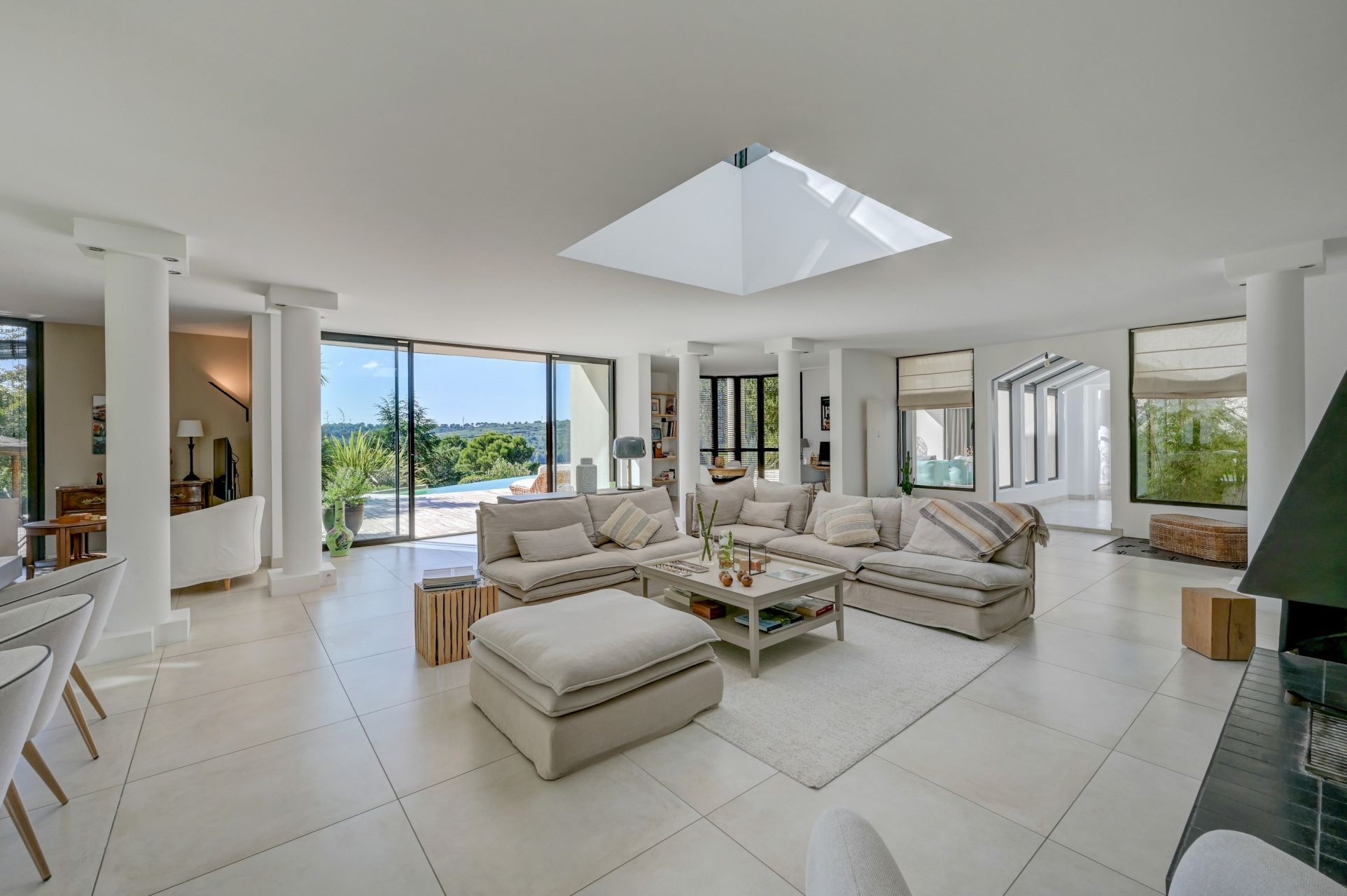 maison 6 Pièces en vente sur EGUILLES (13510)