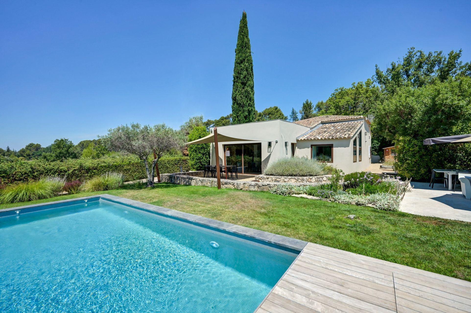maison 6 Pièces en vente sur AIX EN PROVENCE (13100)