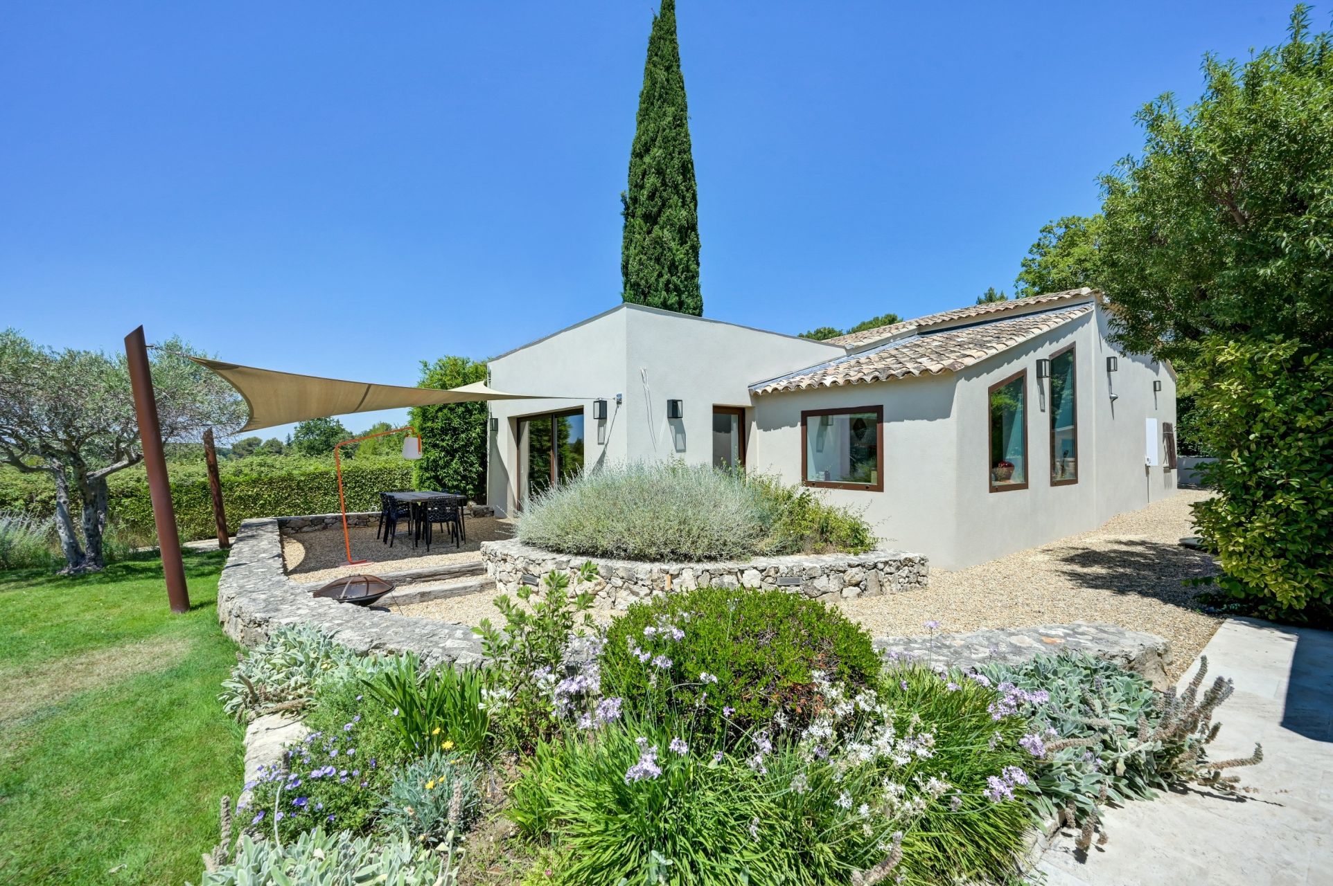 maison 6 Pièces en vente sur AIX EN PROVENCE (13100)