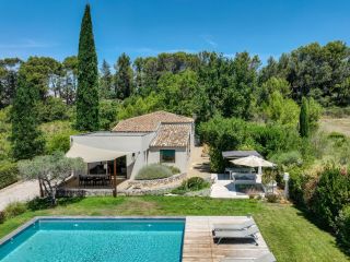 house 6 Rooms for sale on AIX EN PROVENCE (13100)