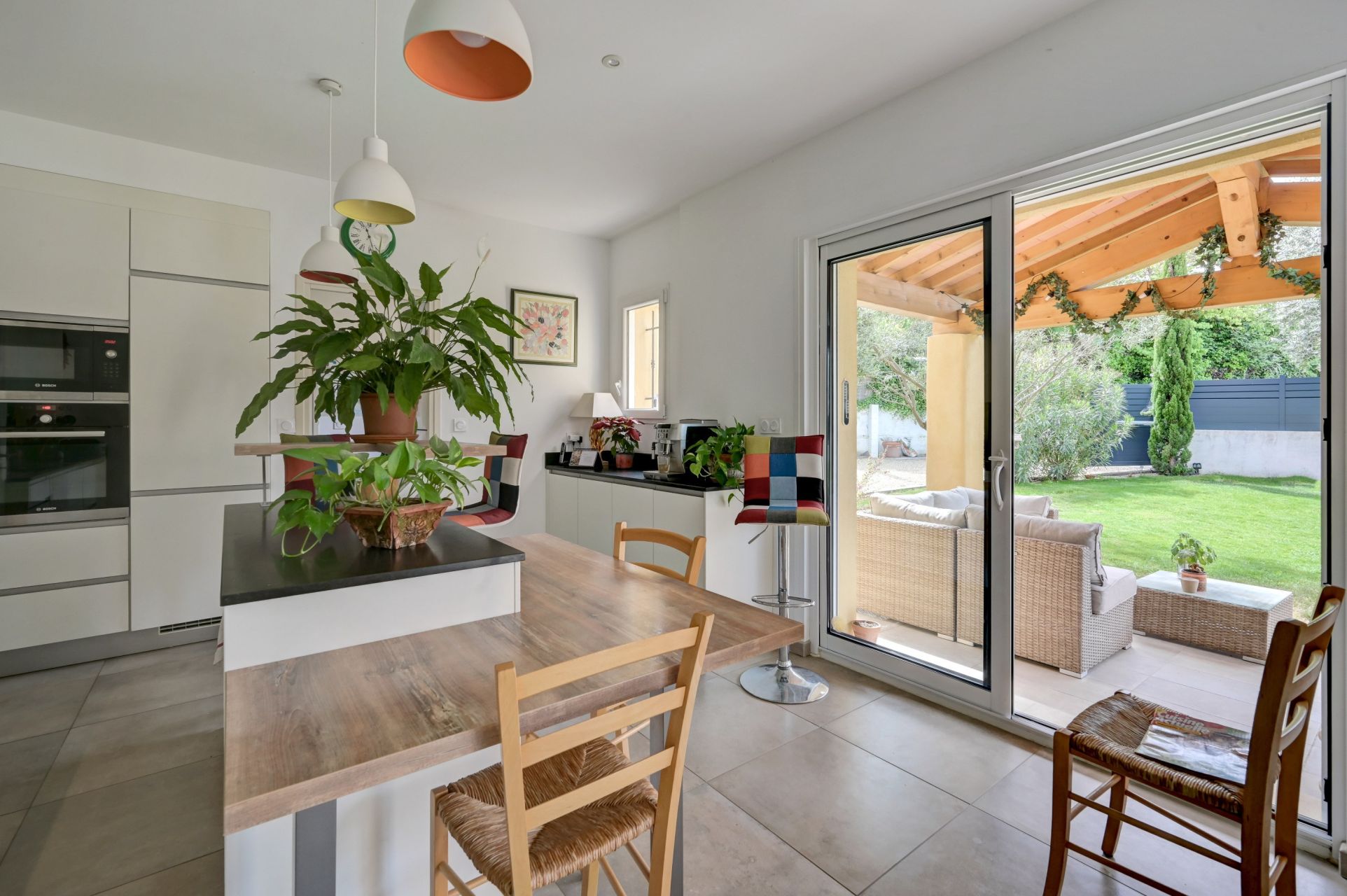 house 5 Rooms for sale on BOUC BEL AIR (13320)