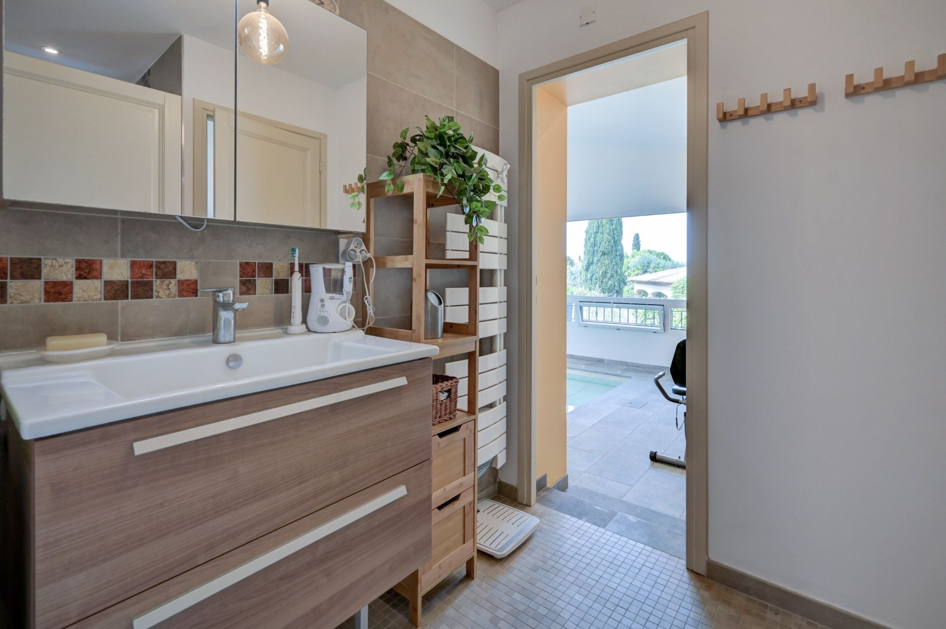 house 5 Rooms for sale on BOUC BEL AIR (13320)