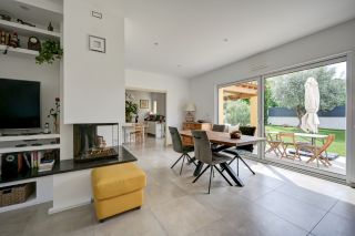 house 5 Rooms for sale on BOUC BEL AIR (13320)