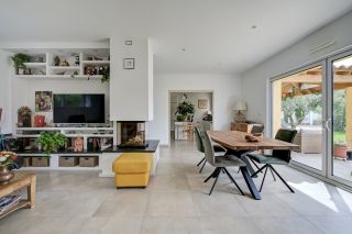 house 5 Rooms for sale on BOUC BEL AIR (13320)