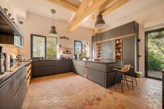 maison 12 Pièces en vente sur AIX EN PROVENCE (13100)