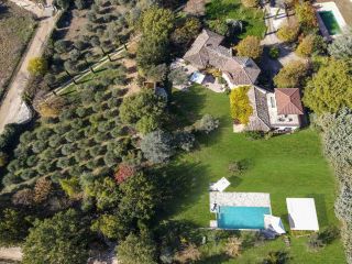 maison 12 Pièces en vente sur AIX EN PROVENCE (13100)