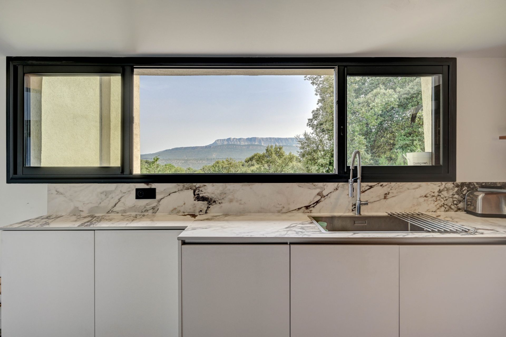 maison 7 Pièces en vente sur AIX EN PROVENCE (13100)
