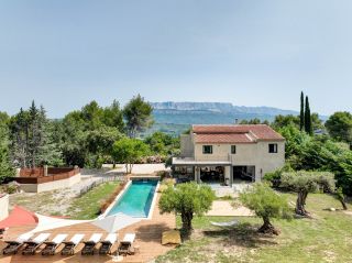 maison 7 Pièces en vente sur AIX EN PROVENCE (13100)
