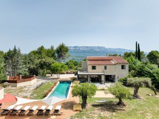 maison 7 Pièces en vente sur AIX EN PROVENCE (13100)