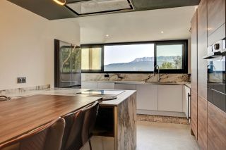 maison 7 Pièces en vente sur AIX EN PROVENCE (13100)