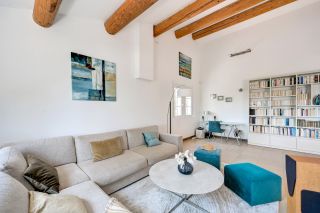 house 5 Rooms for sale on EGUILLES (13510)