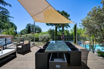 Sale House Aix-en-Provence 6&nbsp;Rooms 194&nbsp;m²