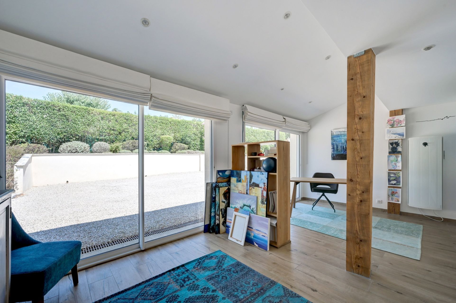 house 5 Rooms for sale on AIX EN PROVENCE (13100)