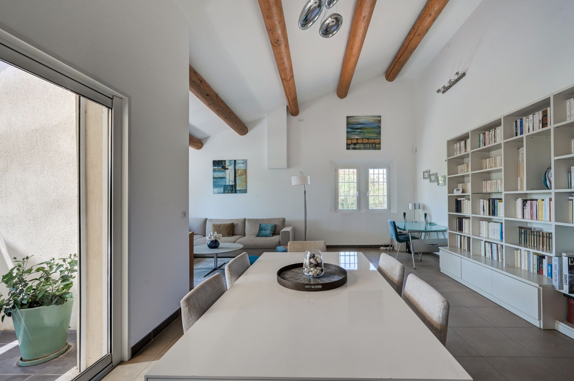 house 5 Rooms for sale on AIX EN PROVENCE (13100)