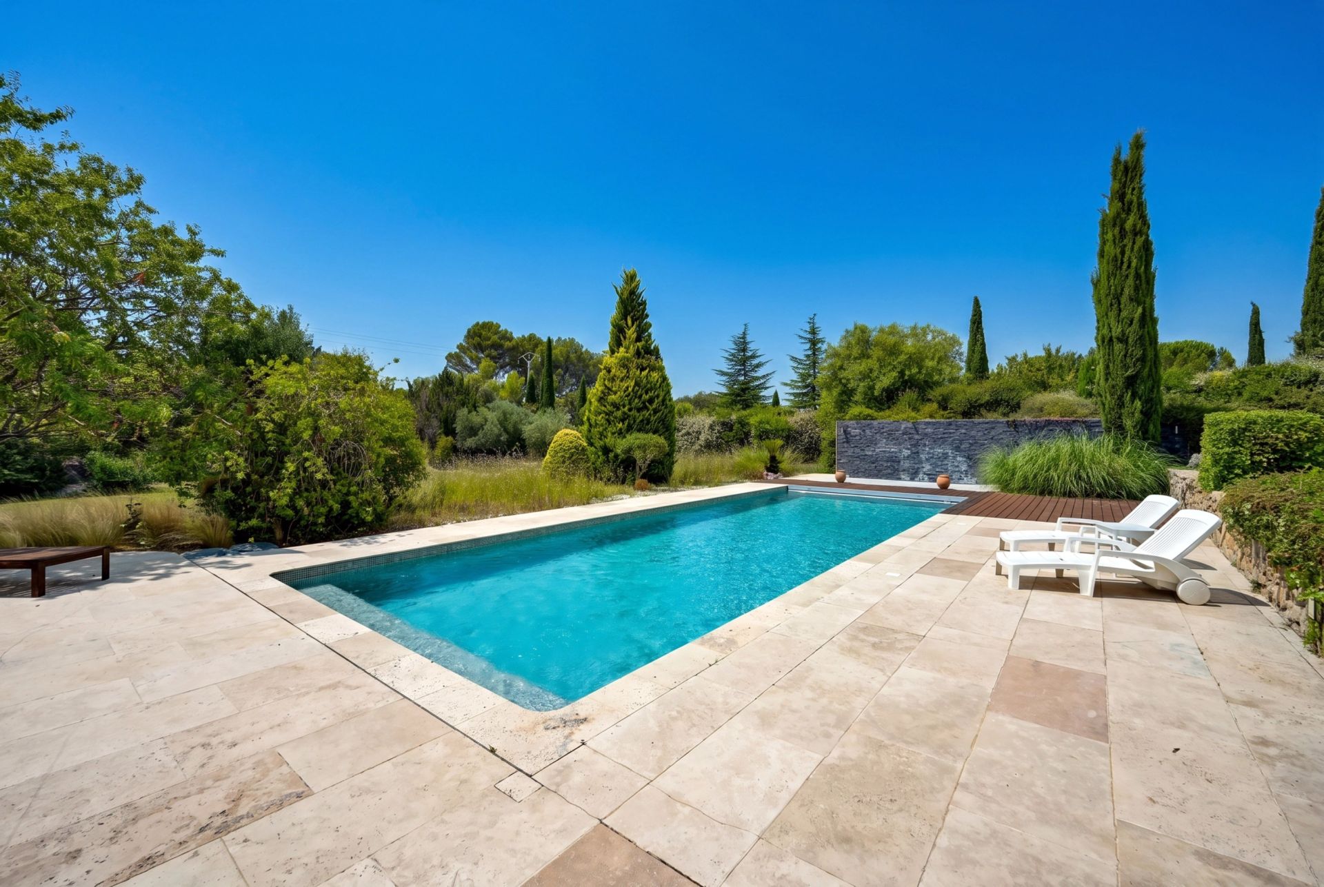 maison 8 Pièces en vente sur AIX EN PROVENCE (13100)