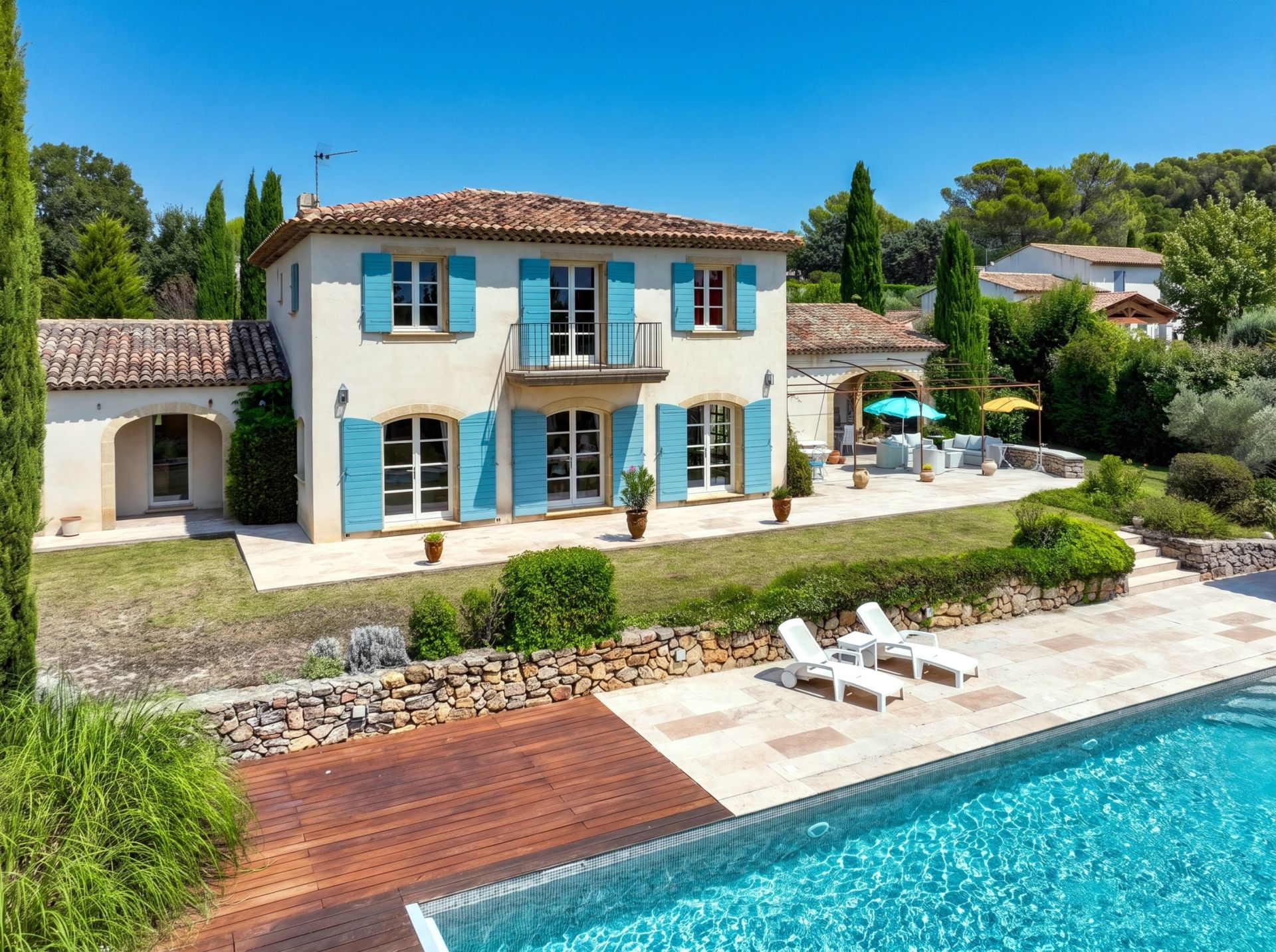 maison 8 Pièces en vente sur AIX EN PROVENCE (13100)