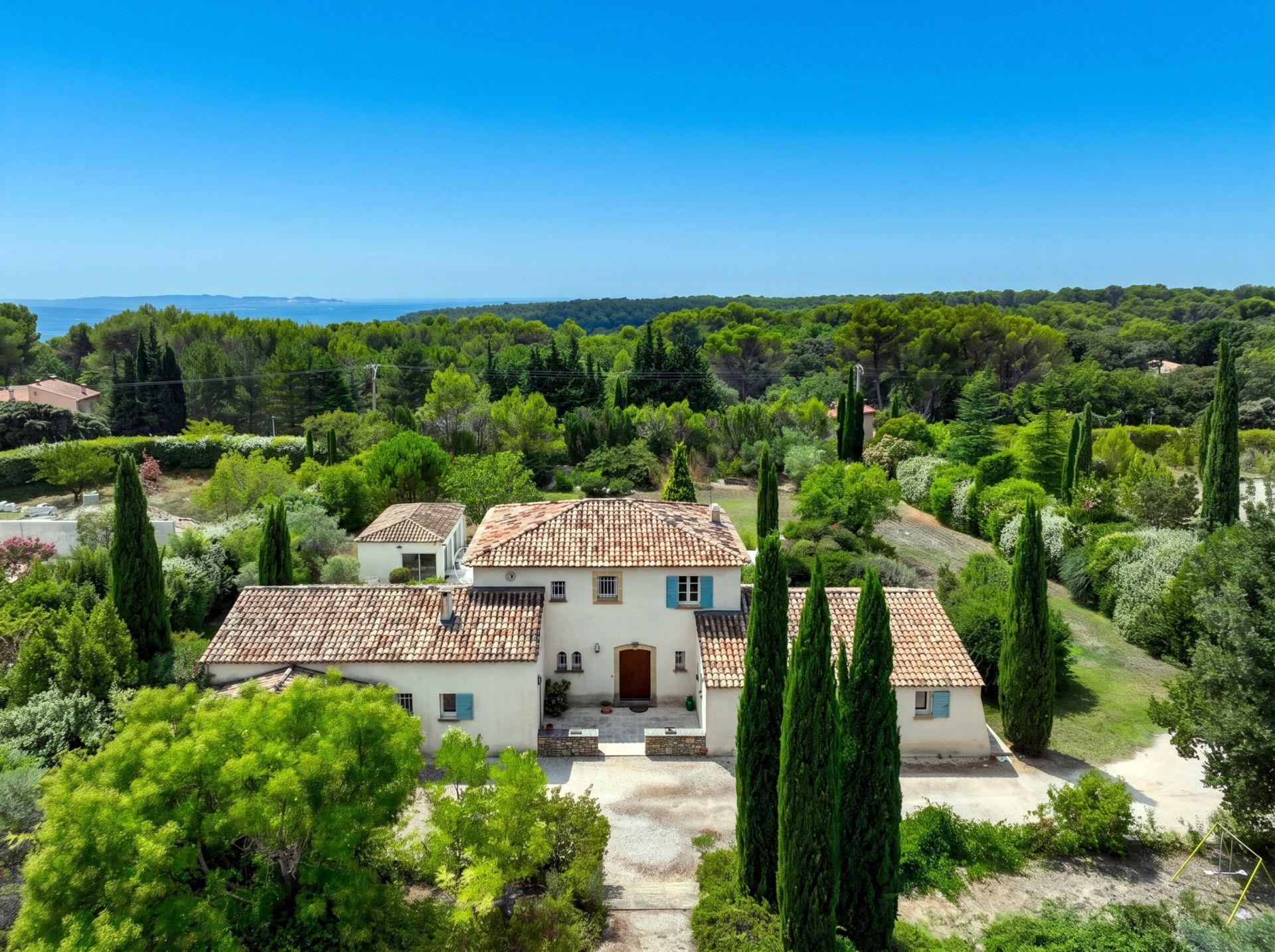 maison 8 Pièces en vente sur AIX EN PROVENCE (13100)