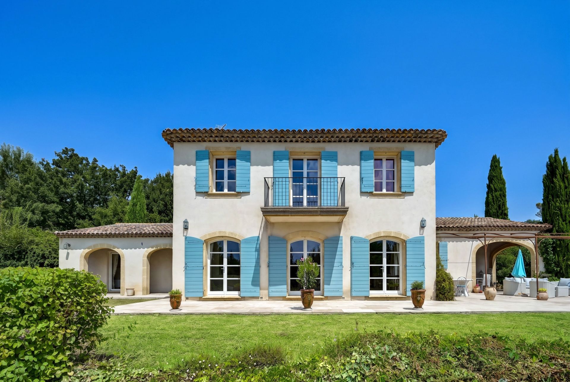 maison 8 Pièces en vente sur AIX EN PROVENCE (13100)