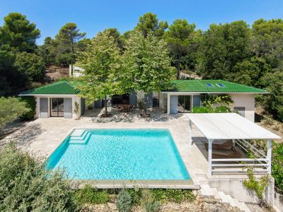 Sale House Aix-en-Provence 8&nbsp;Rooms 210&nbsp;m²
