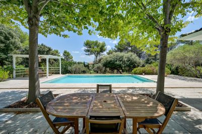 Sale House Aix-en-Provence 8&nbsp;Rooms 210&nbsp;m²