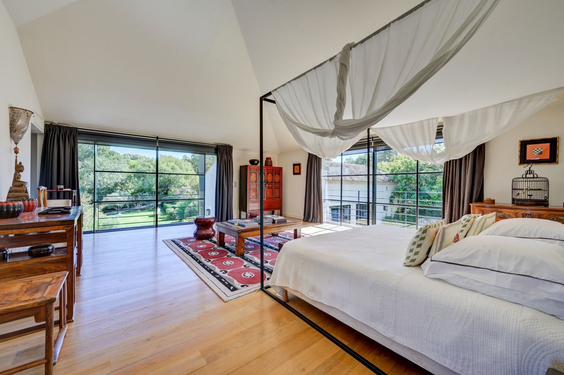 house 13 Rooms for sale on AIX EN PROVENCE (13100)