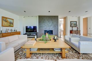 house 13 Rooms for sale on AIX EN PROVENCE (13100)