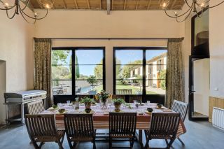 house 13 Rooms for sale on AIX EN PROVENCE (13100)