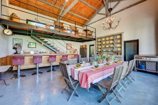 house 13 Rooms for sale on AIX EN PROVENCE (13100)